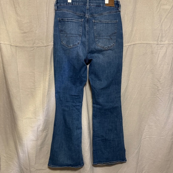 American Eagle Curvy Super Hi-Rise Flare Jeans Next Level Stretch 8 Reg - Picture 4 of 7